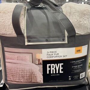 FRYE Faux Fur Comforter Set - Soft Beige/Cream